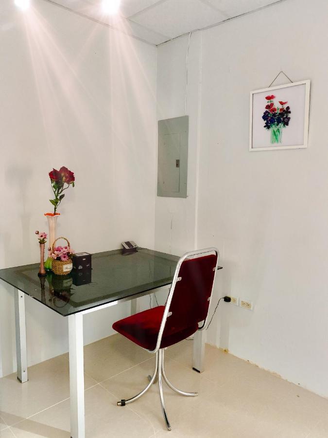 Apartment At Trincity Central Road Puerto de España  Exterior foto